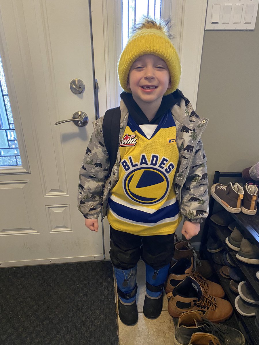 ArnstAg's tweet image. This dude will be cheering loud tonight for game 7. @BladesHockey @colinpriestner #gobladesgo #game7magic