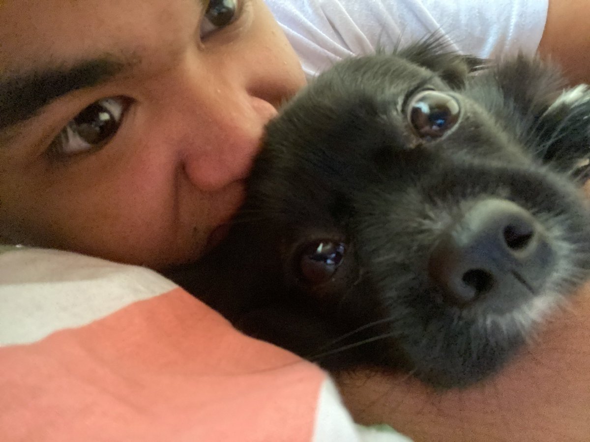 PIYERm's tweet photo. I miss you mika😭 2 weeks na tayo d nag kikita😞 https://t.co/Af4LyUx0qP
