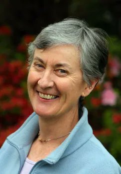 GlobalLitin's tweet photo. Meet Featured Writer Lian Tanner, author of wonderful fantasy #AustralianKidLit from #Tasmania!  

 https://t.co/PCmkWw8xgx

#TasmanianLitMonth #TasmanianLit #MGReads #ChapterBooks #Fantasy #WorldKidLit #TasmanianKidLit 🧵 https://t.co/cjIiXCmMVA