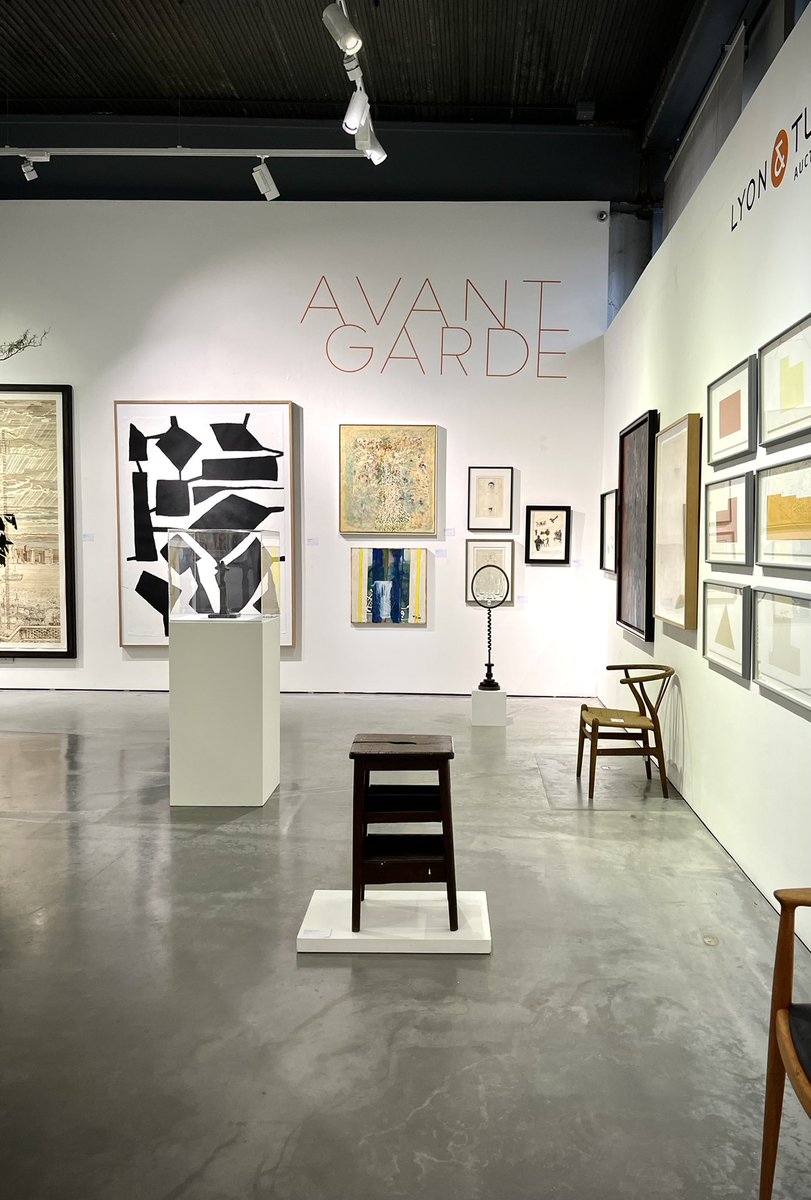 LyonandTurnbull's tweet photo. Viewing has opened @mallgalleries in #London! Stop by to enjoy the superb selection of works on view from this week’s auctions including Travel &amp; #VintagePosters, #Lalique, #AvantGarde : Art 1890 to Now and #MODERNMADE. Full viewing info: https://t.co/YzhfjCwDDI https://t.co/deXfvq7daG