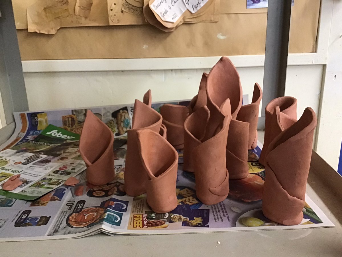 HRCEPotteryLab's tweet photo. Ms. MacDonald’s Primary class made vases for Mother’s Day.  Today is glaze day.  Looking forward to seeing them filled with flowers. @HRCEFineArts @stcatschool #ThanksToYouHalifax https://t.co/0qr2XWkUID