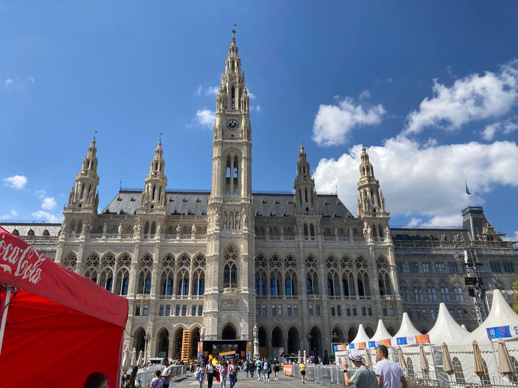 ENITEDbusiness's tweet photo. Last weekend @Vienna_Marathon was held for the 40th time, with the @cocacola_at #inclusionrun on Saturday, & #Powerade sponsoring Sunday's relay marathon
And both days the #CokeVillage was open to greet all runners!
Thanks so much again for the great #teamwork!!
#VCM2023 https://t.co/egIp6qyS8Q
