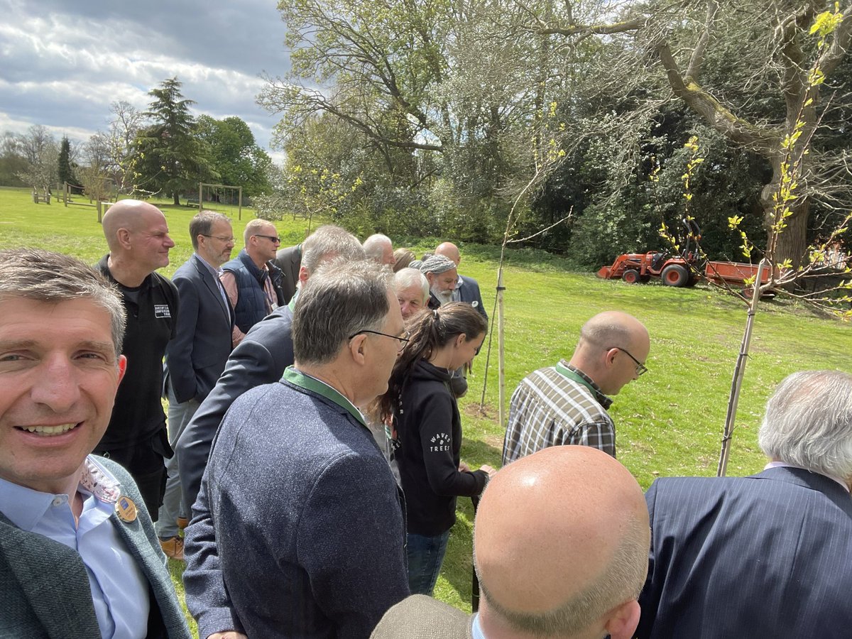 And in goes our 12th apricot tree. Yes - apricots in Herts 😮!!! Here’s our #HighLeigh groundsmen Anthony &amp; Martin bookending Andy &amp; Regina from <a href="/ARochaUK/">A Rocha UK</a> in #partnership