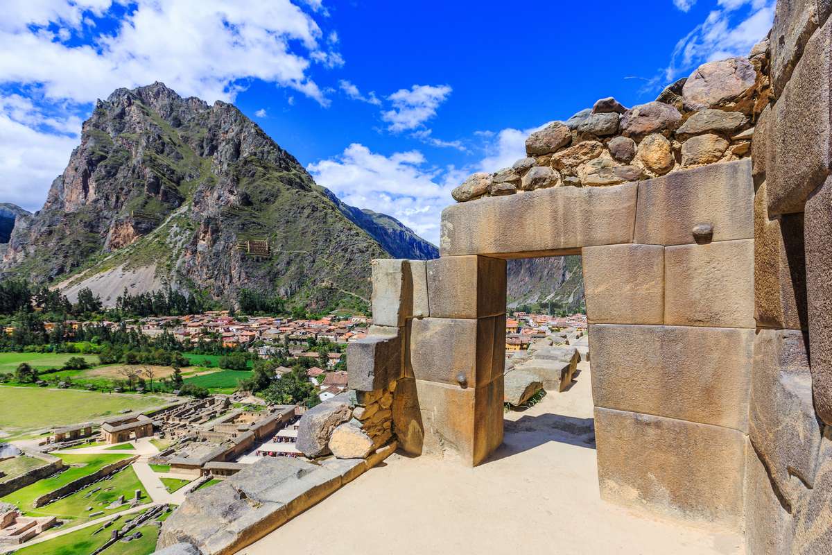 RondreisPeru's tweet photo. Ontdek het magische land van de Inca's! Reis door adembenemende landschappen, ontdek de fascinerende geschiedenis en cultuur en maak kennis met de vriendelijke bevolking. 

https://t.co/xrn4vDqVwT

#RondreisPeru #Peru #MachuPicchu #Titicacameer #ColcaCanyon #Nascalijnen https://t.co/NJVn6LWpcI