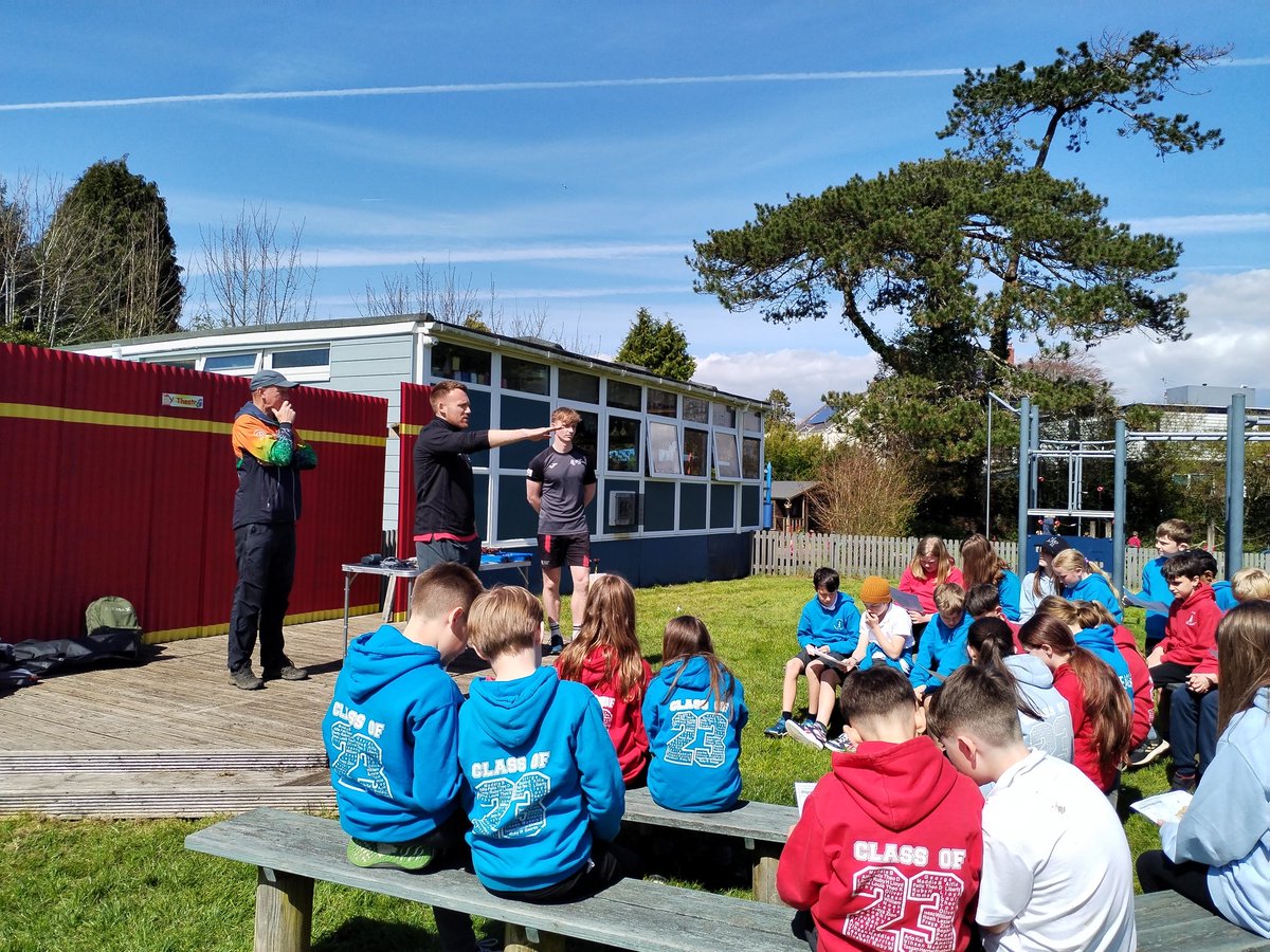 MayalsSchool's tweet photo. Thank you @SwanseaBayOC for a "funtastic" afternoon in the stunning sunshine. Our year 6 children had a very competitive afternoon! #MayCommunity #MayHealthWB #orienteering https://t.co/11DXc35FWl