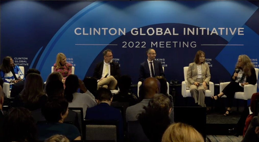 2SmallToFail's tweet image. #ICYMI @2SmalltoFail held a breakfast panel last September at #CGI2022, where experts shared strategies for supporting young children and families as they cope with the implications of climate change. Watch the full session recap online: bit.ly/3DEq12p