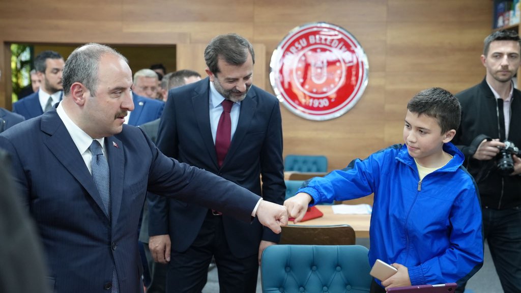 16mustafaisik's tweet photo. Gürsu'dan bir  TOGG geçti 🚘

 Gürsu'dan Sayın Cumhurbaşkanı'mızın Yol ve Dava Arkadaşı Sanayi ve Teknoloji Bakanı'mız Sn. Mustafa Varank geçti. 
Teşekkürler Gürsu ❤️ https://t.co/jnVMmhQrtS