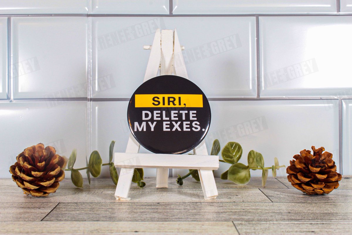 ReneeandGrey's tweet image. 🗣️ Siri, delete my exes! 🙄 

Check out this unique Pinback button in our Etsy shop etsy.com/listing/146213…
•
#pinback #pinbackbuttons #pinbackbutton #etsyshop #etsyfinds #etsyhandmade #sarcasticquotes #sarcasticgifts #sarcasticpins #sarcasticbuttons