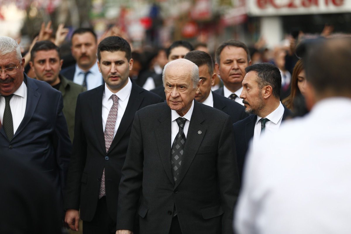 mhpMelikgazi's tweet photo. Genel Başkanımız Sayın Devlet Bahçeli, ‘‘14 Mayıs’ta Aziz Milletim Sıra Sende’’ Niğde Mitingi'nde Vatandaşlarımıza Hitap Ediyor. https://t.co/hwN2yIc8rV