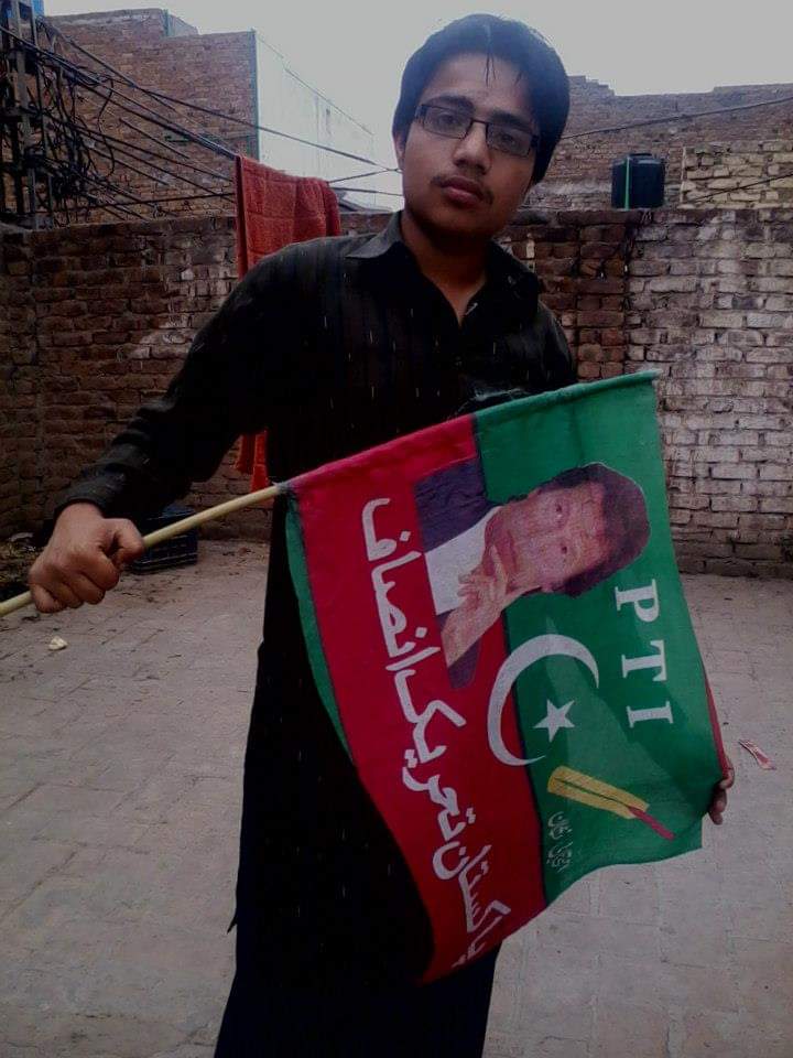 ikramkhatana75's tweet photo. یہ آج یا کل بات نہیں دوست،
یہ قصہ صدی پرانا ہے۔

Archive Before #2013Election 
#PTIFoundationDay https://t.co/QlN5cFpewH