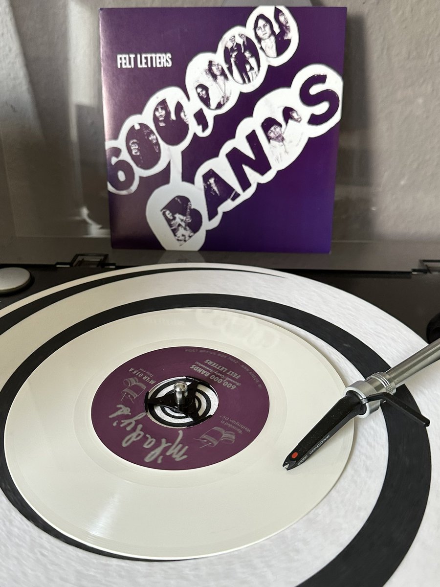 Thanks <a href="/henryrollins/">henryrollins</a> for a playing this rad tune in Dortmund - scored the white version on Discogs 🤘