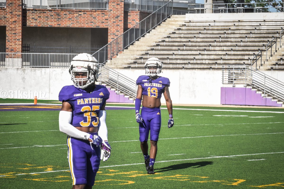 CodyMayberry5's tweet photo. Spring Game dump 😁 https://t.co/SXF7LWeCi1