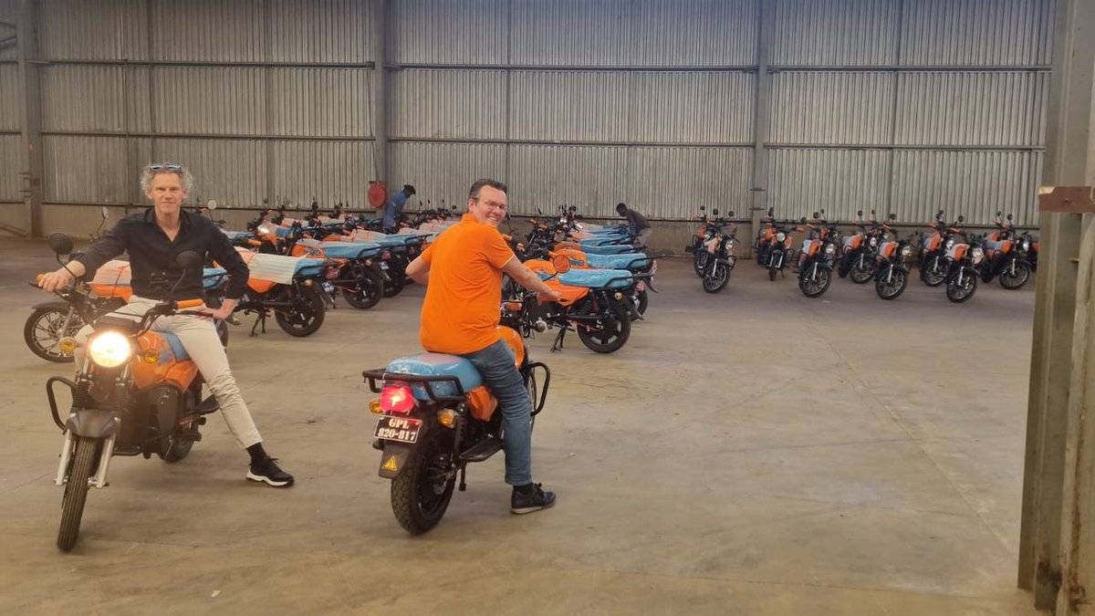 Breaking | Bob Eco gaining popularity in Angola!
bob.eco/blog/angola-wi…
#bobultee #bobeco #Bobcoin #cryptocurrency #cryptotrading #investments #electricmotorcycle #affordable #zeroemissions #ecofriendly #Angola #modelXGEN2 #sustainable #renewableenergy