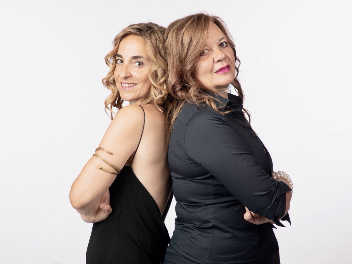 "Nata con noi", per <a href="/GiuntiEditore/">Giunti Editore</a>, sarà in libreria dall'11 maggio, presentato in anteprima il 10 h.19.30 da #MelaniaMazzucco alla Libreria Mondadori Bookstore, Piazza Cola di Rienzo, Roma.
Al link sotto le tappe del tour, aggiornate in tempo reale:
eugeniaromanelli.it/romanzi/nata-c…