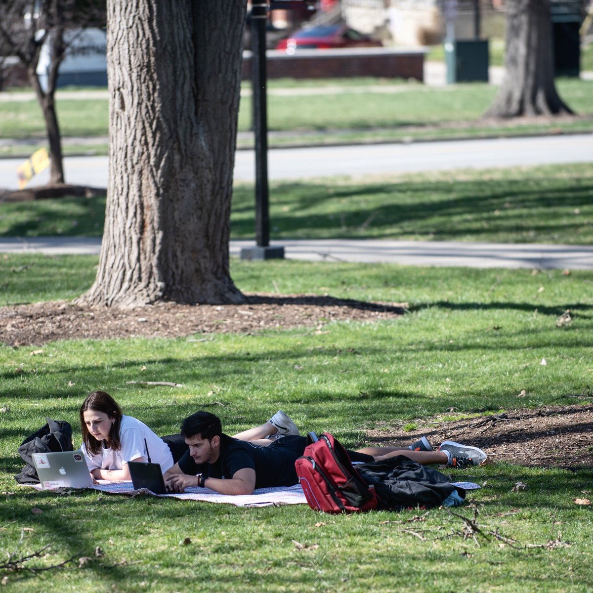 It's Reading Day, Cards! Be sure to get out and enjoy the sunshine on your study breaks and stay hydrated. Good luck on finals! We believe in you.☀️📖🥤