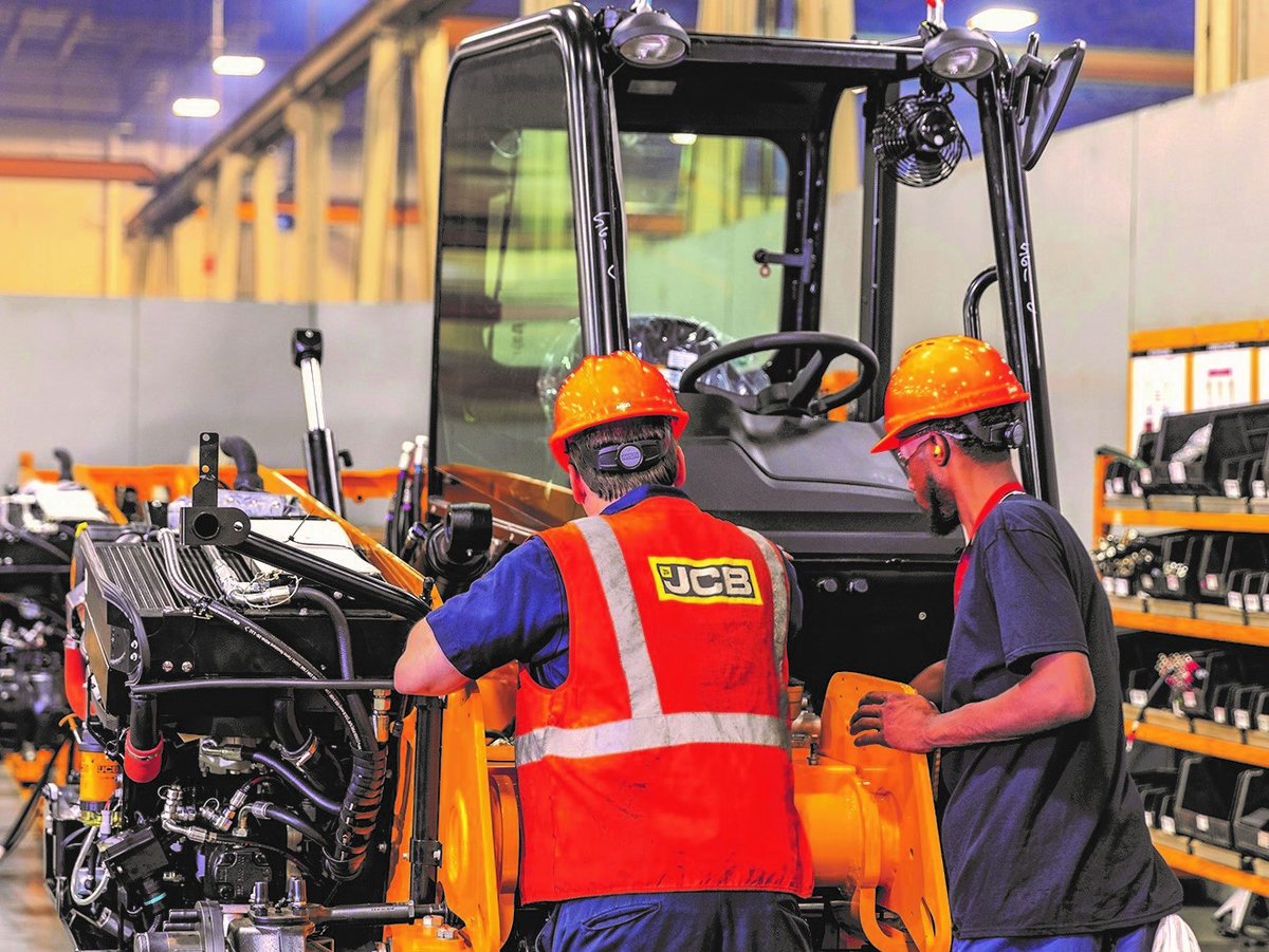 Looking for opportunity? You're in the right place. 📍

Staffordshire will be at #UKREiiF, exhibiting on Stand E22, and they're looking forward to meeting you!

Find out more: lnkd.in/gp8DJAQ2