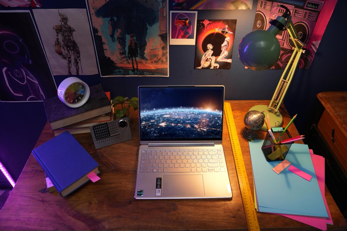 IntelIndia's tweet photo. For all the late nighters you need to pull in college to master it all - here's #IntelEvo and its 9+ hours battery to help you power through​.
#IntelCore #MasterItAll https://t.co/jSGgZUoQ8N