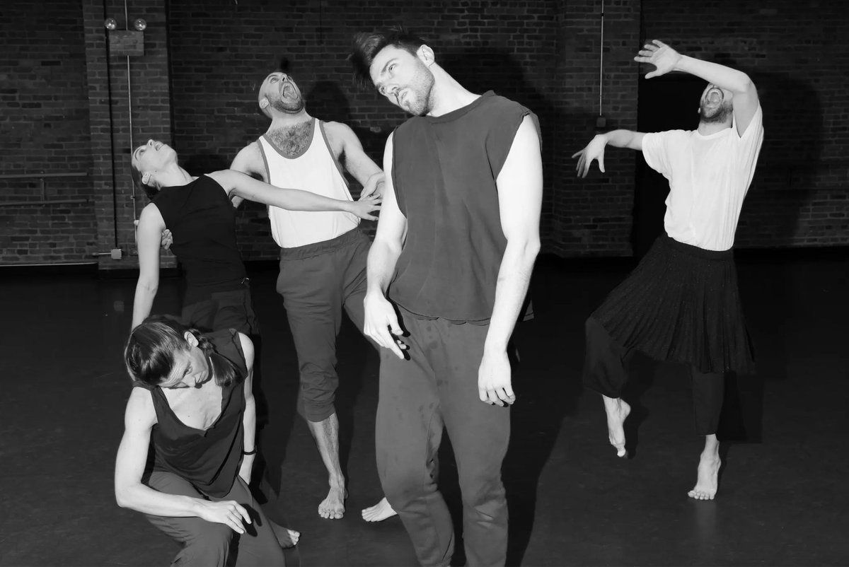 Trisha Brown Dance Company tweet media