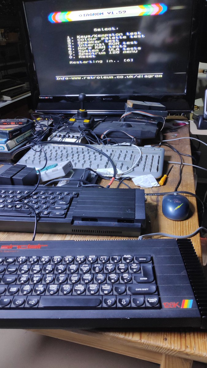 ARetroNerd's tweet image. Having a toasty Sinclair day. Got my toasty working but now it needs a keyboard membrane. Needed ram and tr4 so far. Could test sound,ula and graphics ok but only half keyboard working. #retroprogress. Might make it to that trackball one day 😉