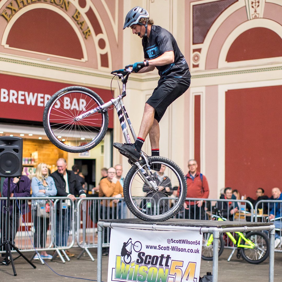 CycleShow's tweet image. What an amazing weekend of all the best of cycling - we really did celebrate our 20th anniversary in style and we couldn't have done it without you.🙌 See you next year!
 cycleshow.co.uk/register-your-…