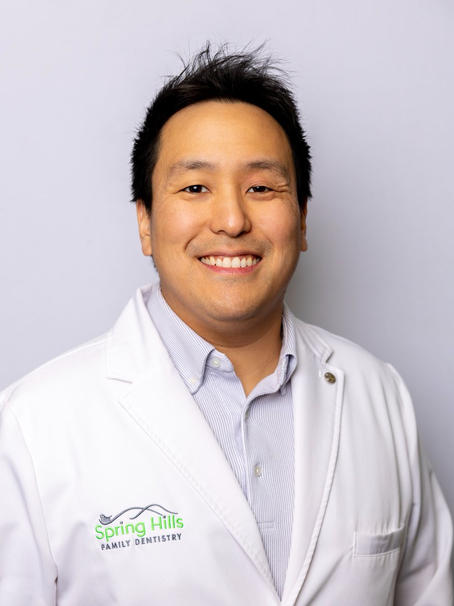 SpringHillsDen's tweet photo. Have you met Dr. Park? He was born in New York, NY and graduated Rutgers School of Dental Medicine. His residency was at Hackensack University Medical Center at Hackensack, NJ. Dr. Park now lives here with one dog and enjoys hiking and swimming! Schedule an appointment today! https://t.co/O1JTtES6Ip