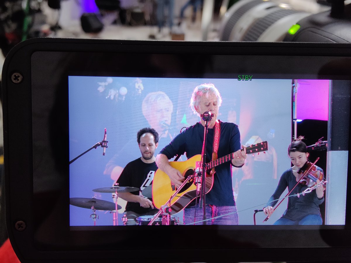 HawkeVideo's tweet image. This week we wanted to highlight a music video we filmed with our friend Tom Anderson! This particular video was submitted to the NPR Tiny Desk Contest. You can watch the finished music video here:

youtube.com/watch?v=cRHMtV…