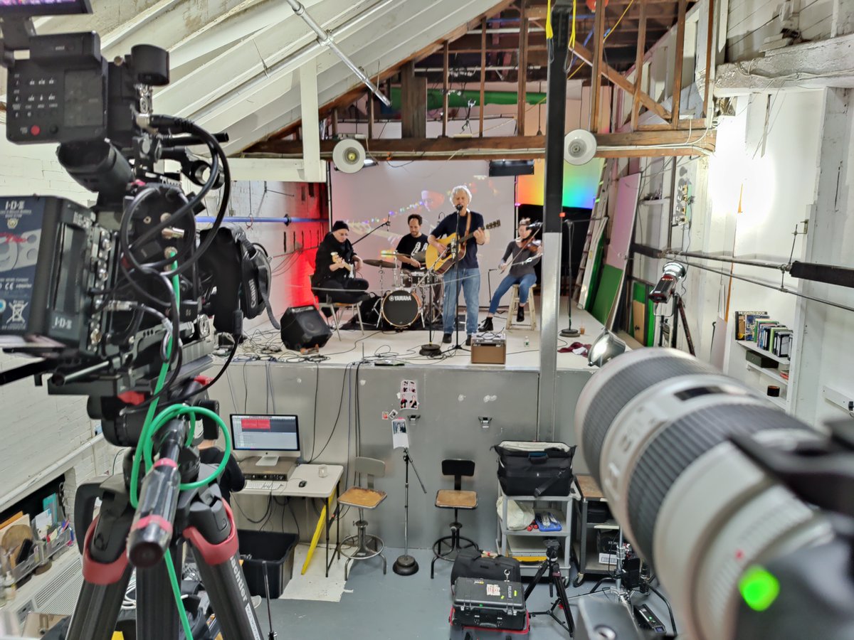 HawkeVideo's tweet image. This week we wanted to highlight a music video we filmed with our friend Tom Anderson! This particular video was submitted to the NPR Tiny Desk Contest. You can watch the finished music video here:

youtube.com/watch?v=cRHMtV…