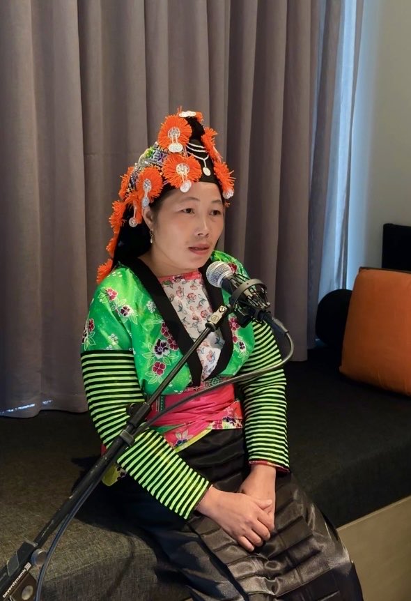 crypticglasgow's tweet photo. Day 2 in the Viêt Nam Highlands in Cat Cat village located on Muong Hoa Valley. Documented this amazing Muong singer - check her glorious outfit! ⁦@vnBritish⁩ ⁦@BritishArts⁩ #monsoonmusicfestival #UKVNSeason #OurFutureTogether #CultureConnectsUs #cathieboyd https://t.co/ki3vdnFIV6