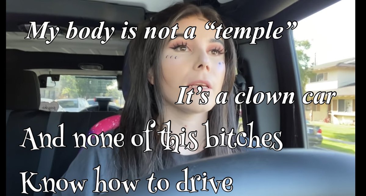 OutOfContextRTG's tweet image. Giulia as memes I have in my gallery