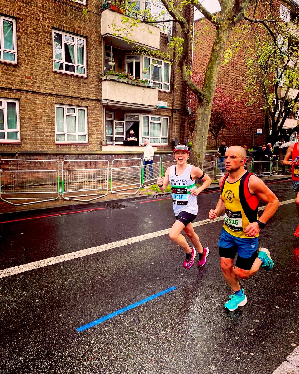 emily_marchant's tweet photo. 🏴󠁧󠁢󠁷󠁬󠁳󠁿2:47:09, PB &amp; 2023 Welsh Marathon Champion🥇

Can’t believe I’m saying those words. First Welsh female over the line in the @LondonMarathon which hosts the Welsh marathon champs. 

Buzzing beyond words.

#londonmarathon2023 #TCSLondonMarathon2023 #LondonMarathon #ukrunchat https://t.co/oYrbGiPg2Y