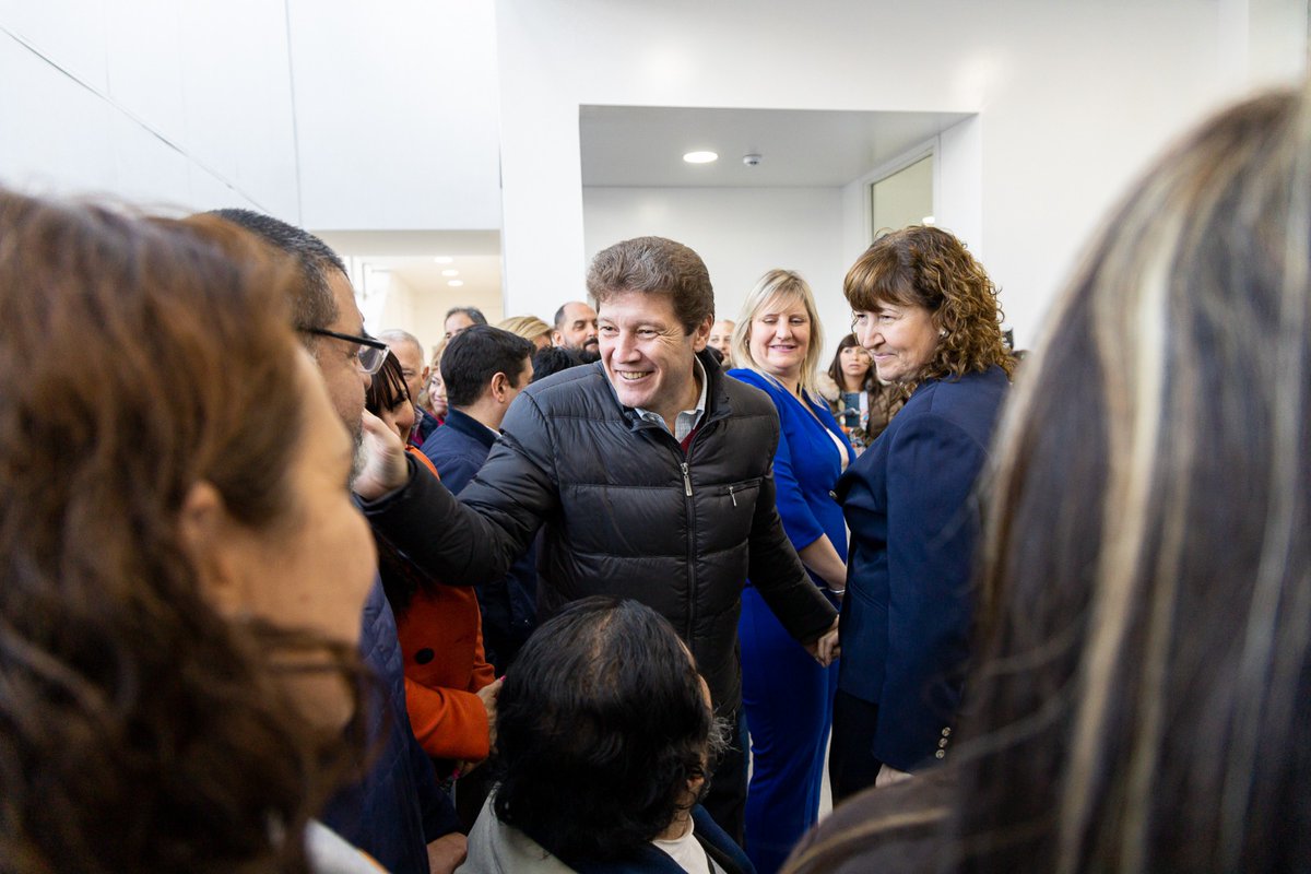 🏥 Inauguramos los nuevos servicios de Nefrología y Diálisis, y el servicio de Terapia Intensiva Adultos del Hospital Regional Ushuaia, construidos en las tiras 4 y 6.

#SeguimosCreciendo #TierradelFuego #SomosTDF #Ushuaia