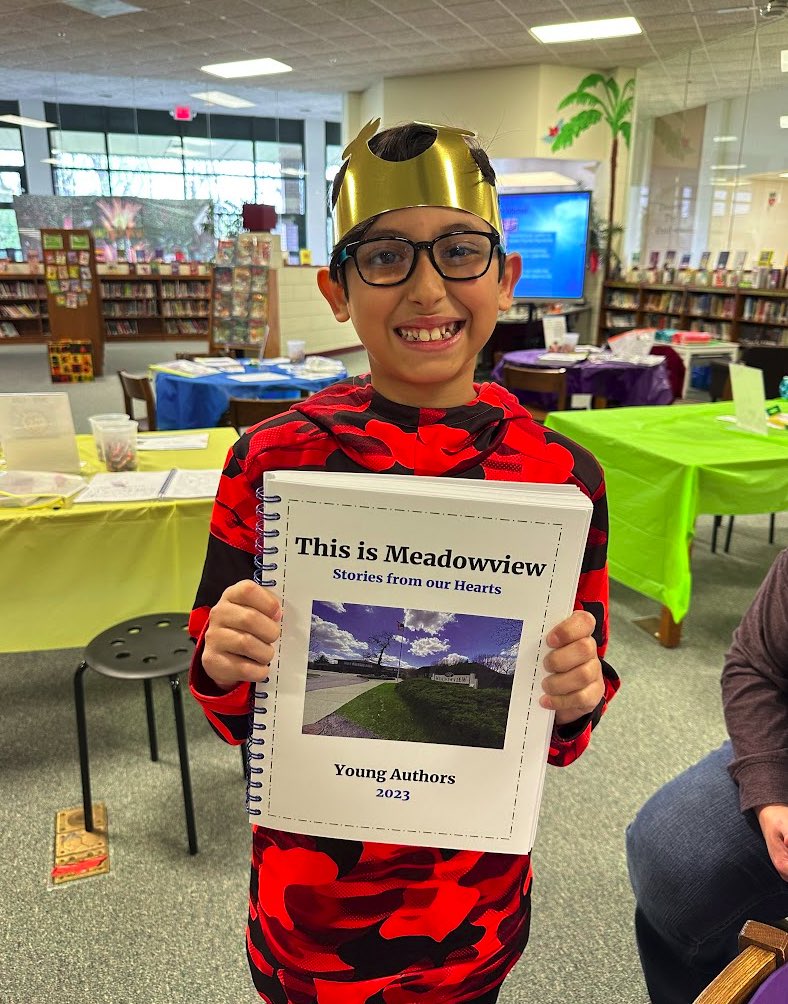 Discover_MV's tweet photo. Yesterday was a big day at Meadowview! We celebrated all of this year’s Young Authors at our Young Authors celebration! There were games, prizes, certificates, photo ops and more. We even had a book signing since it was the release of This is Meadowview: Stories from our Hearts! https://t.co/PZ1RtuGtpq