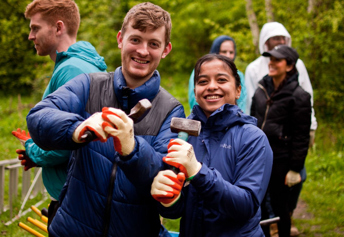 InDigitalMedia's tweet photo. Happy belated Earth Day! 🌱🌍♻️ Last week, in partnership with @TCVtweets, we helped to preserve &amp; promote the natural beauty of the Stave Hill Ecology Park area as part of an ongoing commitment to reduce our impact on the environment across all aspects of our business #EarthDay https://t.co/FgeVw7F05j