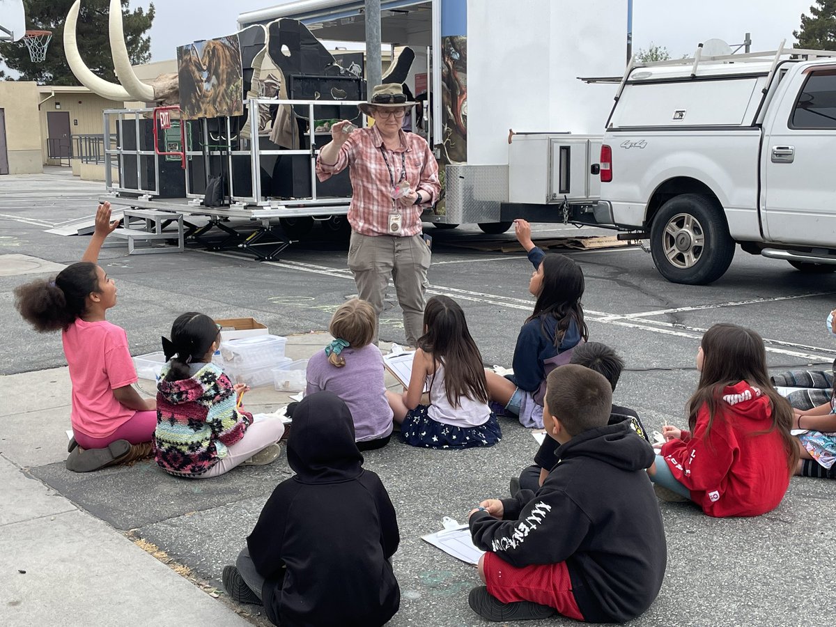 Max Mastodon (@maxmastodon) on Twitter photo Today I’m with Max’s Mobile Museum #M3 at Valle Vista Elementary School near Hemet, California. #paleontology #fossil #museum #outreach #scicomm <a href="/WesternCenter/">Western Science Center</a> <a href="/HemetUnified/">Hemet Unified</a> Today I’m with Max’s Mobile Museum #M3 at Valle Vista Elementary School near Hemet, California. #paleontology #fossil #museum #outreach #scicomm <a href="/WesternCenter/">Western Science Center</a> <a href="/HemetUnified/">Hemet Unified</a>