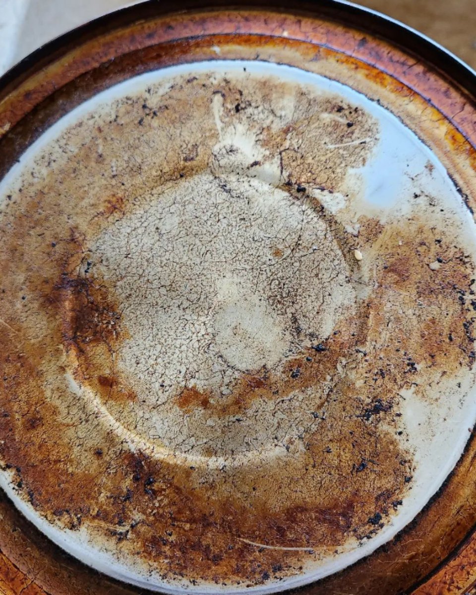 barkeeperfriend's tweet photo. Dirty copper kettles got NOTHING on BKF! Absolutely Fabulous at Home shared this BKF clean, and it's impressive! Have you ever cleaned a kettle with Bar Keepers Friend? β¨π§½πΈπ·π₯π₯£ #KitchenKleanup #SpringIntoBKF https://t.co/xpAlAmeFsJ