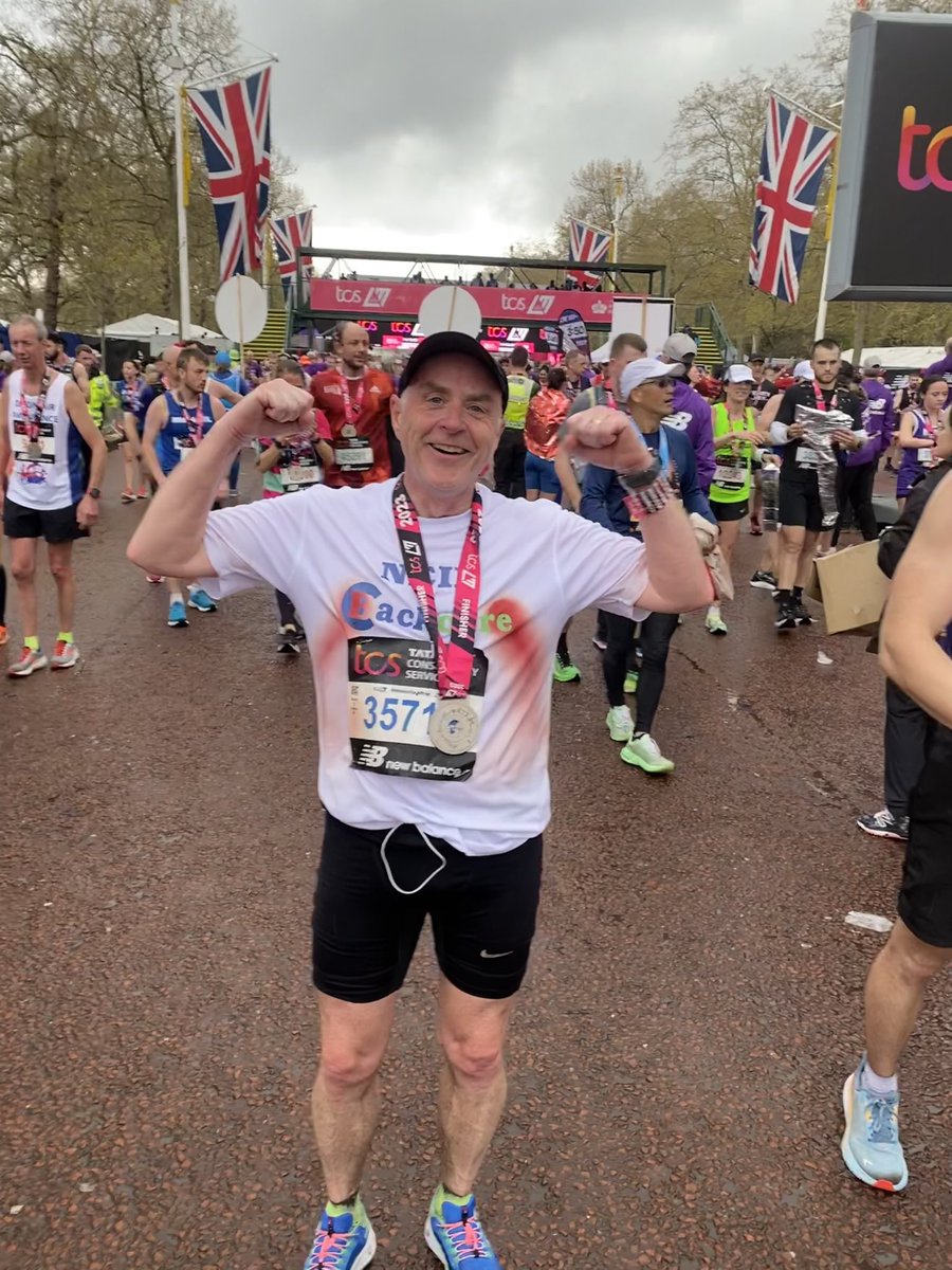 NeilCroan's tweet photo. Delighted to cross the line at the @LondonMarathon  unbelievable support and incredible atmosphere London take a bow. Although my #bleedingNipples might not agree! 
Not to late to donate @https://www.peoplesfundraising.com/fundraising/neil-croan massive thanks to @TherealBackCare https://t.co/z0ZUs2wFA8