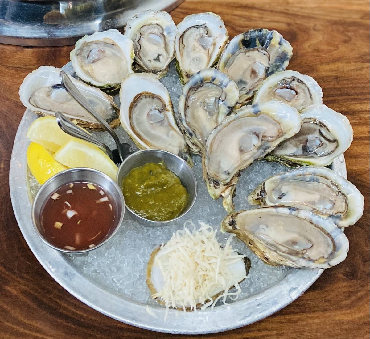 Hello Toronto!

As the oyster supply chain still remains low, we are running with extremely limited inventory.

Thank you for your understanding as we fully support the suppliers and farmers during this extraordinary times.
