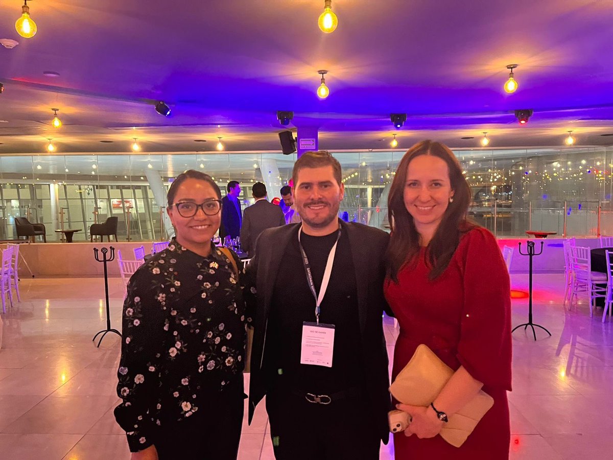 CanChamMx's tweet photo. En el marco del #DataChainSummit celebrados el pasado 19 y 20 de abril en #Querétaro tuvimos la oportunidad de participar como aliados en este evento sobre #IA, #Blockchain y #BigData especialmente dirigido al sector industrial.
Felicidades a todo el equipo por este evento. https://t.co/9b33OlvvoZ