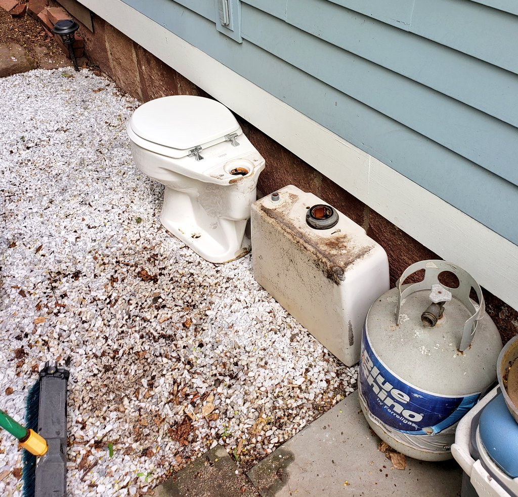 bcausepodcast's tweet photo. Nothing like having your toilet on your lawn unexpectedly long term to make you question your life decisions. #homesweethome #tuesdayvibe https://t.co/A9gTweLnq0