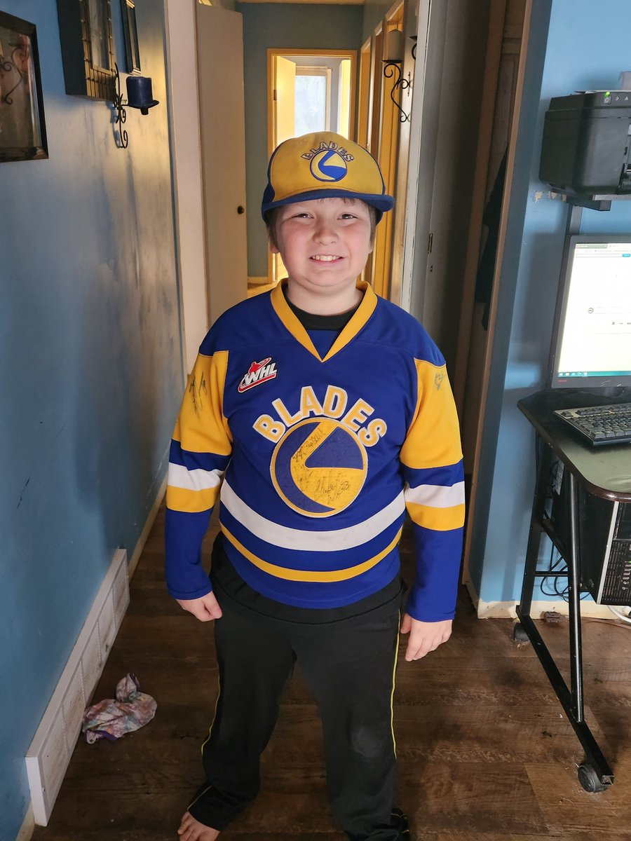 jmeili26's tweet image. @BladesHockey #game7magic