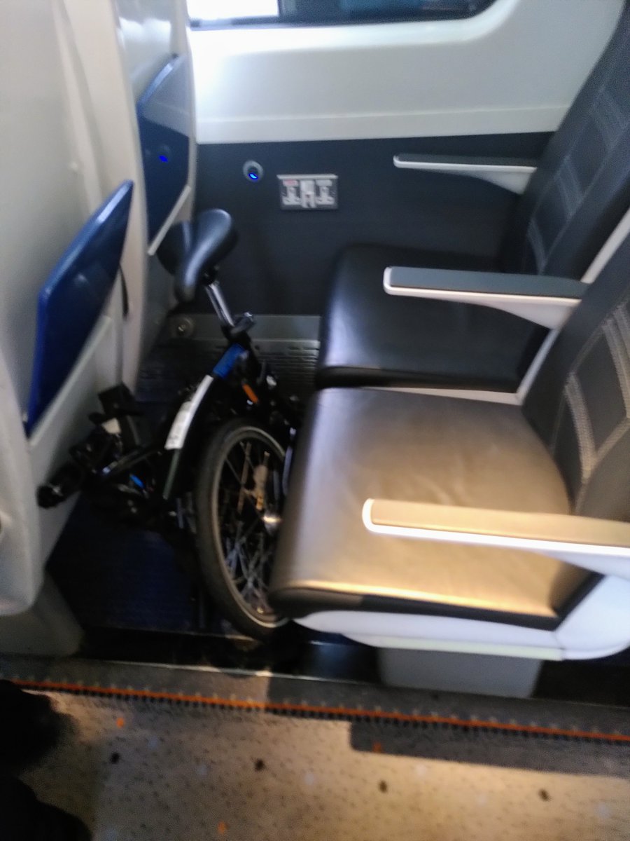 catherineeats's tweet photo. Hi bike Twitter people. A man stole my fold up bike off the Sligo train this morning. @irishrail have CCTV of him carrying it under his arm at 10.18am in Mullingar. She's not much use without the battery but I'd love to get her back. She's a Brompton. Answers to the name Betty 😔 https://t.co/2ZUXemqfJb