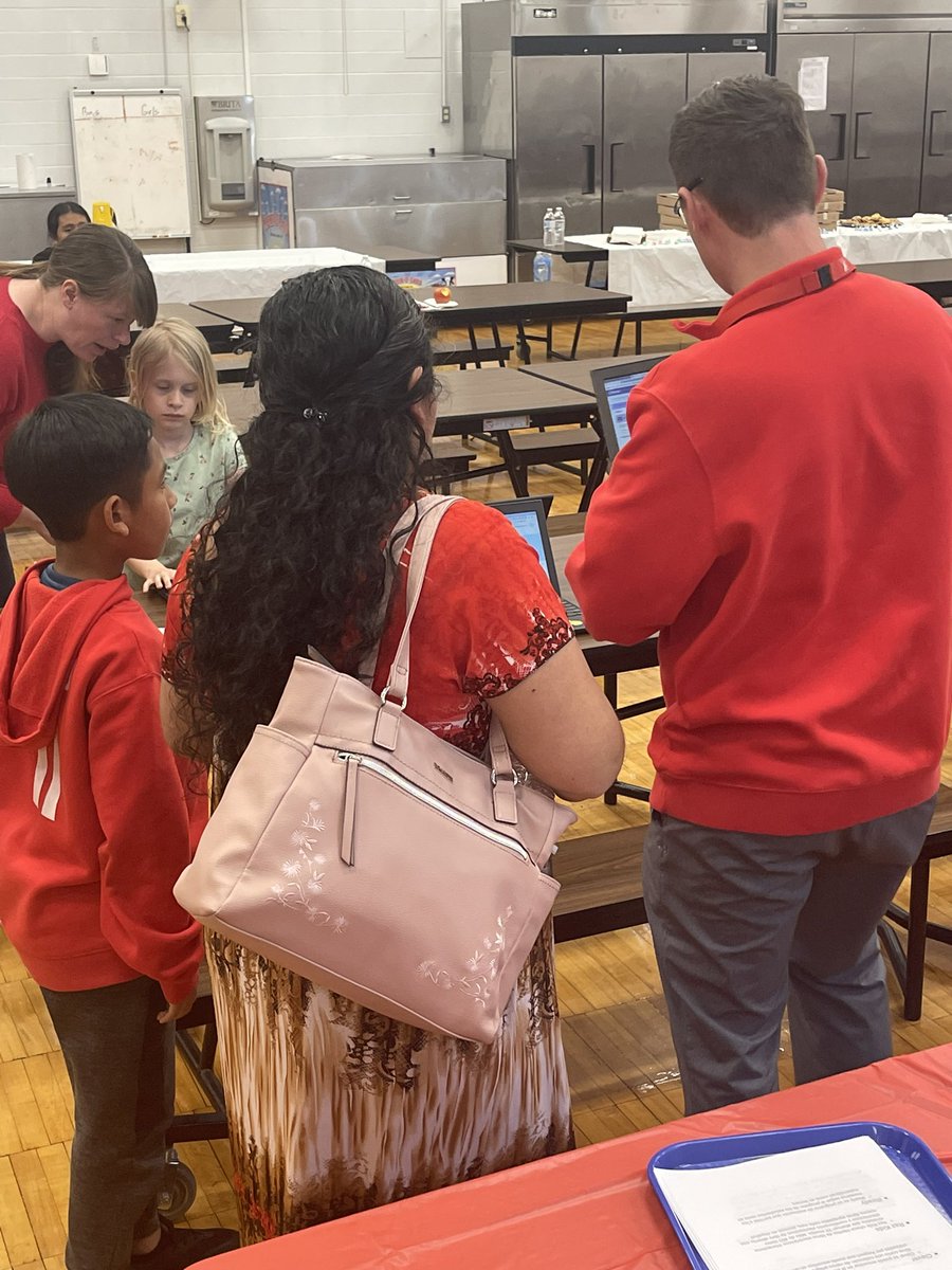 Our Bilingual Council Meeting was a huge success! We love having our families visit and collaborate with us <a href="/KeyportSchools/">Keyport Schools</a> ❤️🤍 <a href="/MrsAnshelewitz/">Mrs. Anshelewitz</a> <a href="/KeyportCentral/">Kevin Flynn</a> <a href="/_khsprincipal/">Keyport High School</a>