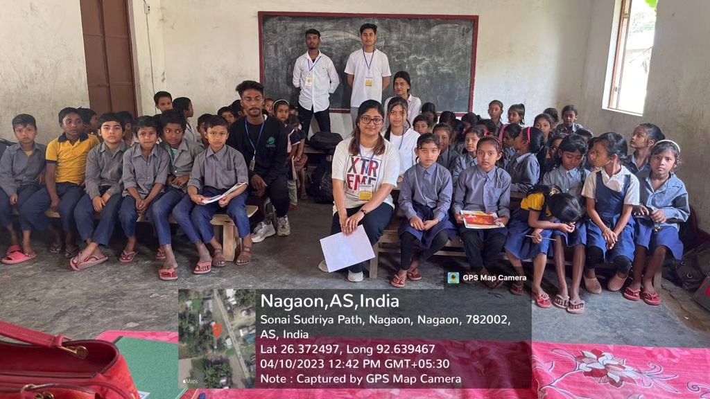 inyassam's tweet photo. Team led by #Kalpa_Jyoti_Baruah conducted a Poem Recitation Contest amongst the kids at #Shillong_Oni_Muktab_School, Shillongoni, Nagaon on 10th April '23 to develop public speaking skills, where the kids narrated the poems to their heart content.#INYMonth2023 #recitation_contest https://t.co/oLY9IGMarg