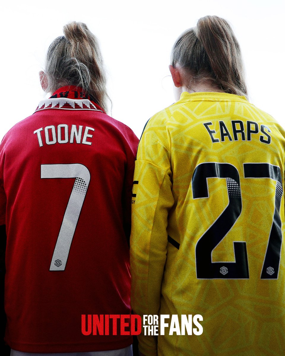 ManUtdWomen's tweet photo. Inspiring all generations ❤️

#MUWomen https://t.co/XSAw93OBgu