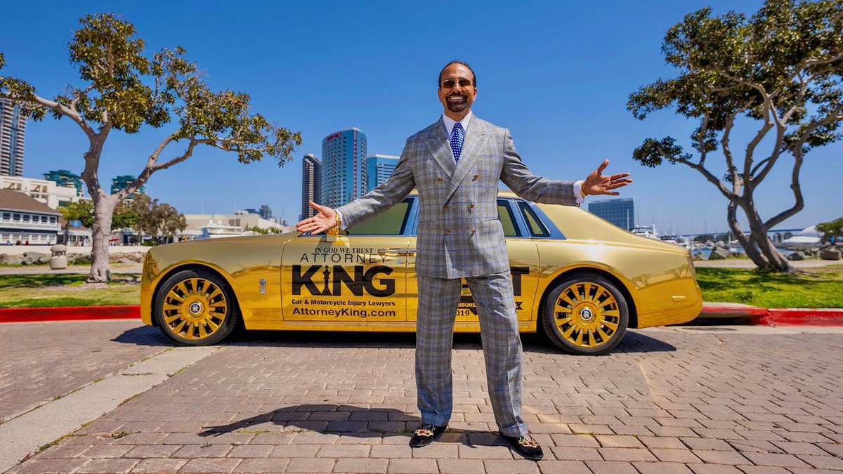 #مقال_قانوني ⚖️📙

”سلسلة هياكل شركات المحاماة الاكثر شيوعاً”

أولا ـ ( هيكل الملك - Monarch )

-
خلال هذه "السلسلة المهمة" سنتعرف هياكل شركات المحاماة!!
و على أسباب عدم قدرة شركات السعودية و العربية على المنافسه في الأسواق العالمية ؟ .. وهل هي تتبع أفضل الهياكل للشركات ؟
9/1