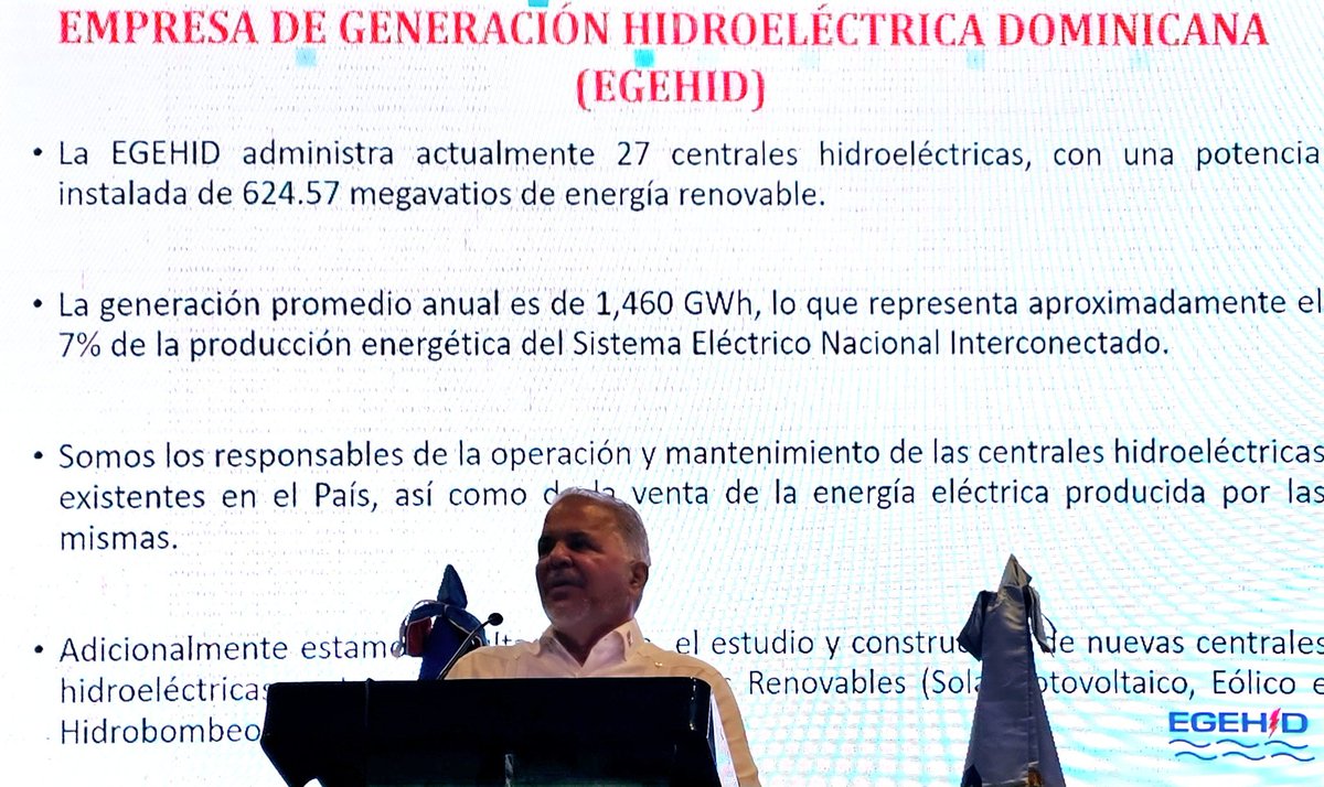 El Ing. Rafael Salazar, administrador general de la Empresa Generadora Hidroeléctrica Dominicana (Egehid) da apertura al VI Foro de Energía Sostenible y expone la necesidad de construir más represas para almacenamiento de agua para acueductos, para riego y para hidrogeneración.