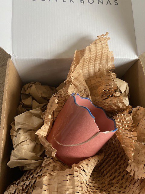 tinface's tweet photo. @OliverBonas not great! Also no reply yet from customer service email https://t.co/lpUwAe5BIM