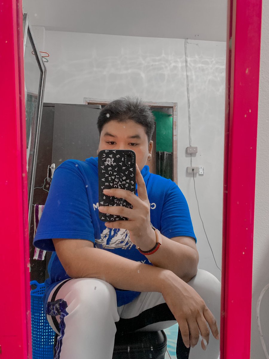 sudtalot's tweet photo. นะโมตัสสะ ตัดใจสะเด้อเขาบ่ฮักนั้น. 😛 https://t.co/5LRIAmwqFu