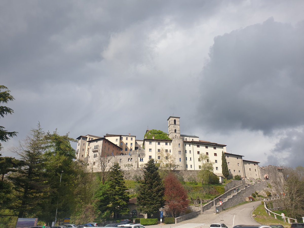 claudio_lesizza's tweet photo. #fvg gita a #castelmonte con fermata obbligatoria alla Trattoria Mezzomonte 🤩 https://t.co/K5RQKfst8X