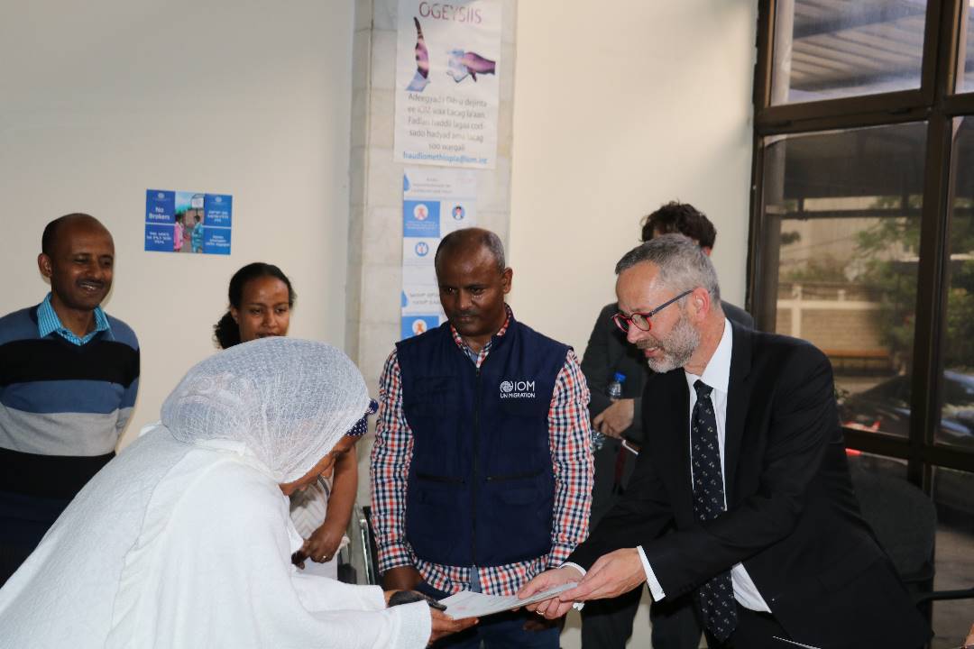 RemiMarechaux's tweet photo. April 24, marked an important step of the #resettlementprogram conducted with @OIM. Jointly with #UNHCR Representative @mamadou_dbalde, and IOM Chief of Mission @Abiwane we delivered 36 laissez-passer documents and exchanged with refugees who travelled to France on the same day https://t.co/ELDymtXzOT